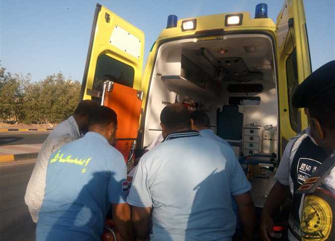 Four-story building collapses in Minya, casualties reported
