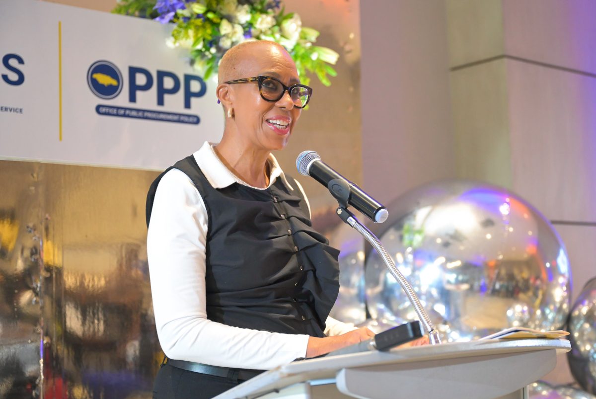Gov't raises U.S $1B on int'l bond market