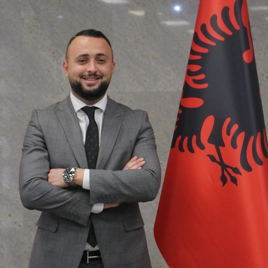 Grubi's co-defendant in the Lottery scandal, Perparim Bajrami, returned from Kosovo and surrended himself