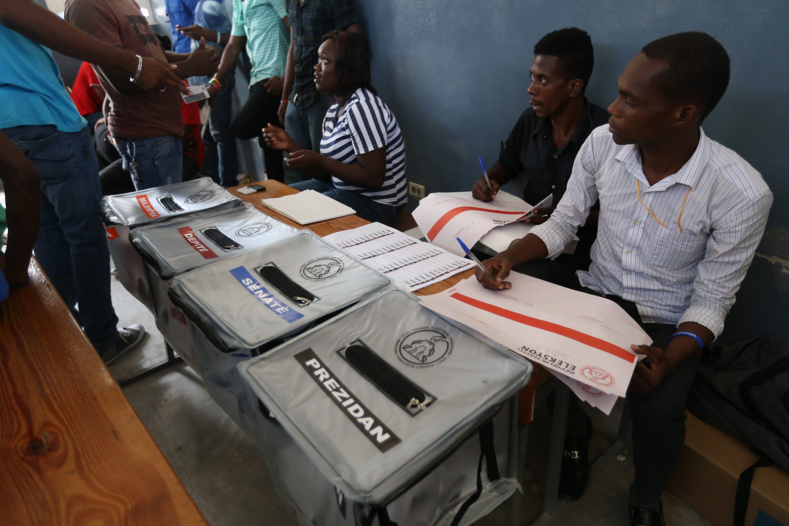 Haiti begins candidate filings as insecurity alters submission locations
