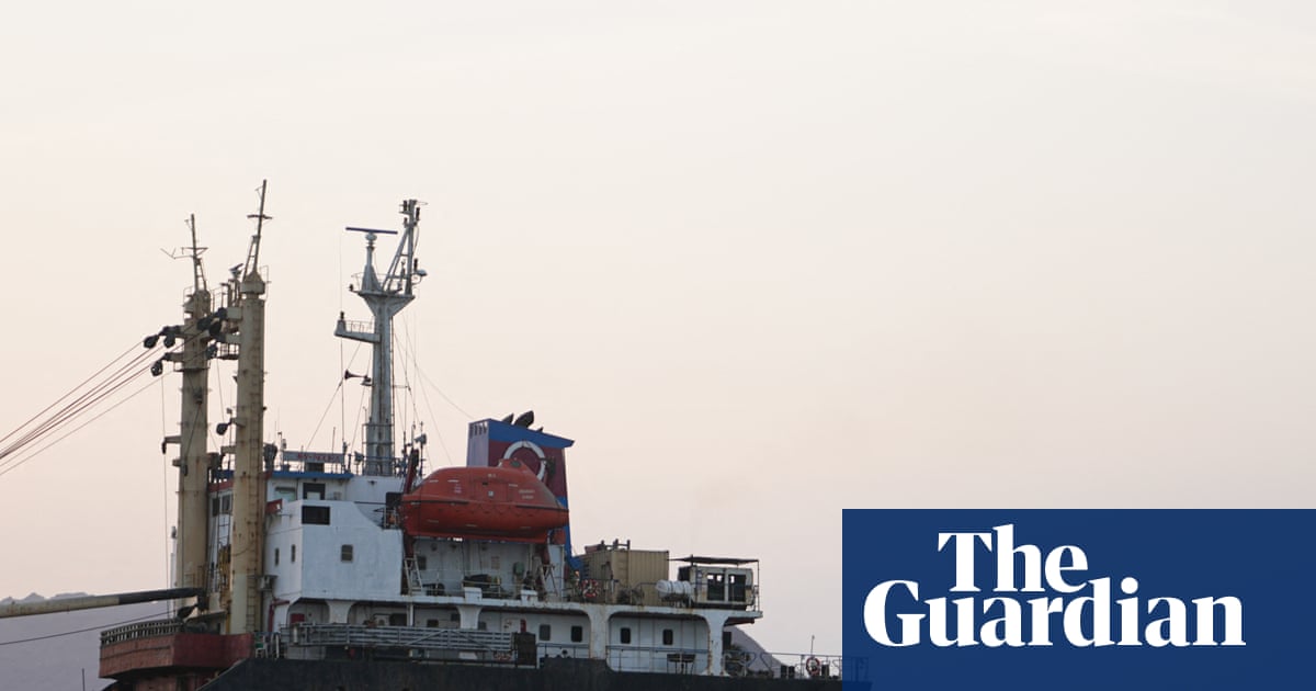Houthis seize strategic Red Sea islands as analysts warn of impending oil crunch | Houthis