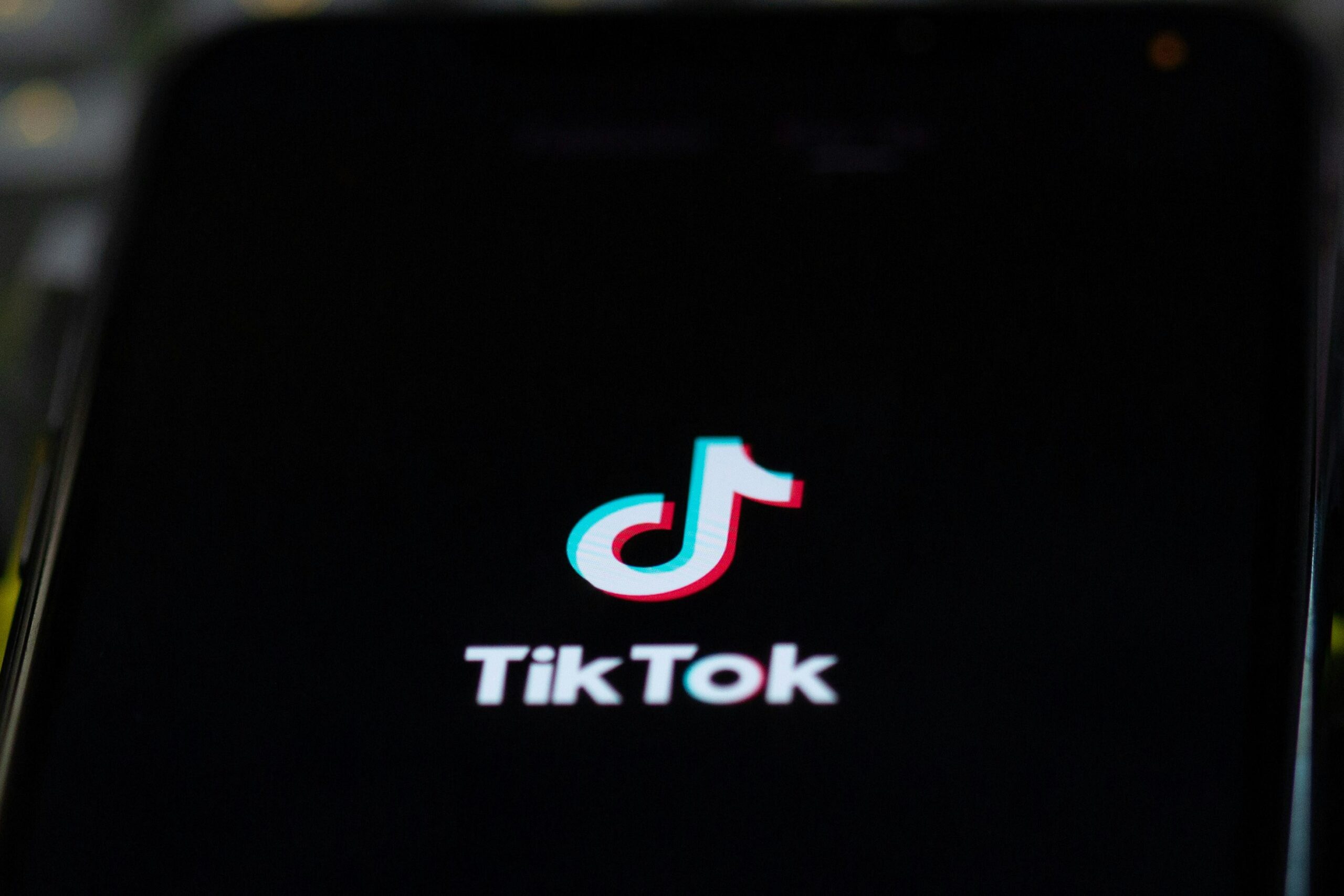 How to Buy TikTok Followers Without Risking Your Account