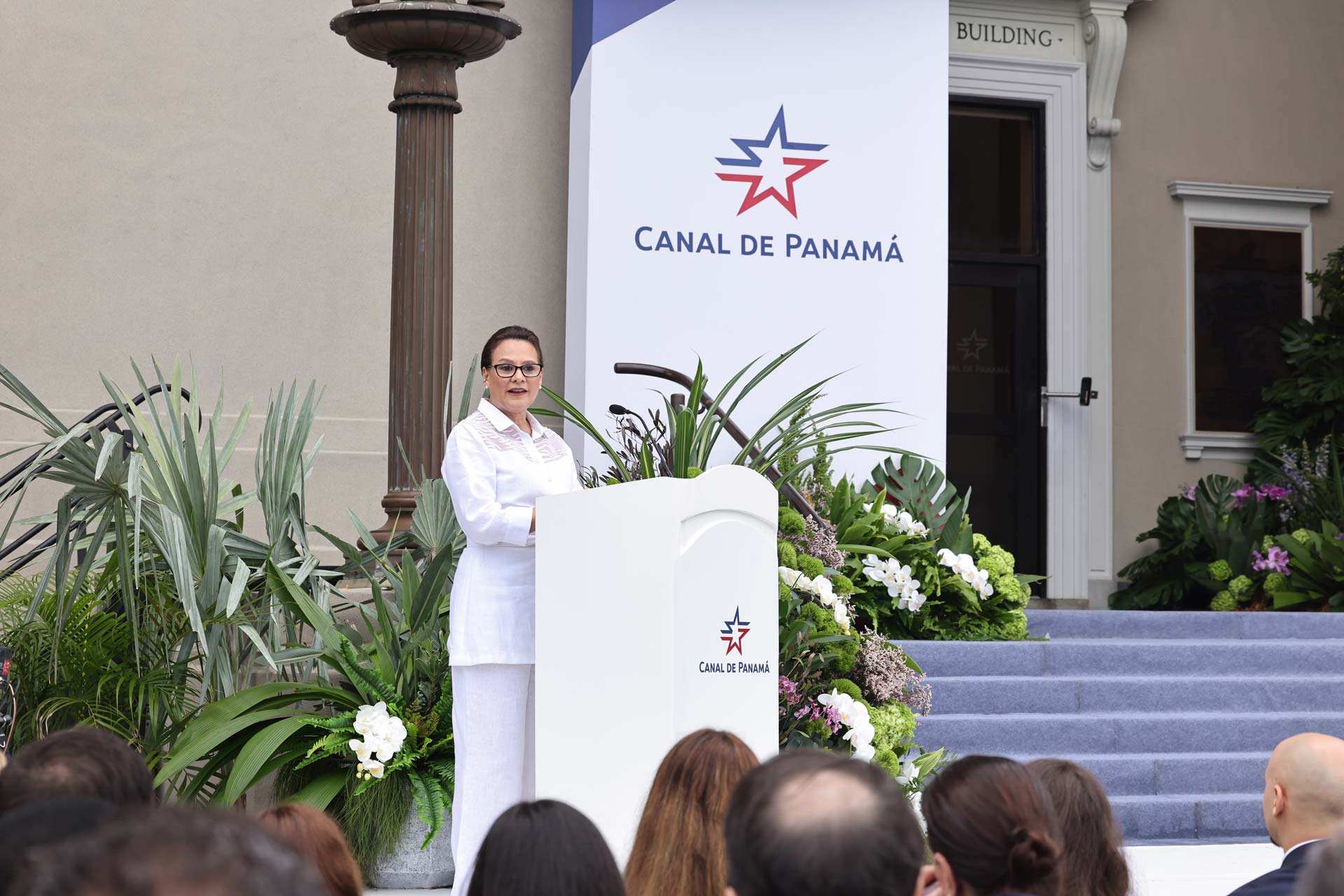 Ilya Espino de Marotta Takes Office as Administrator of the Panama Canal