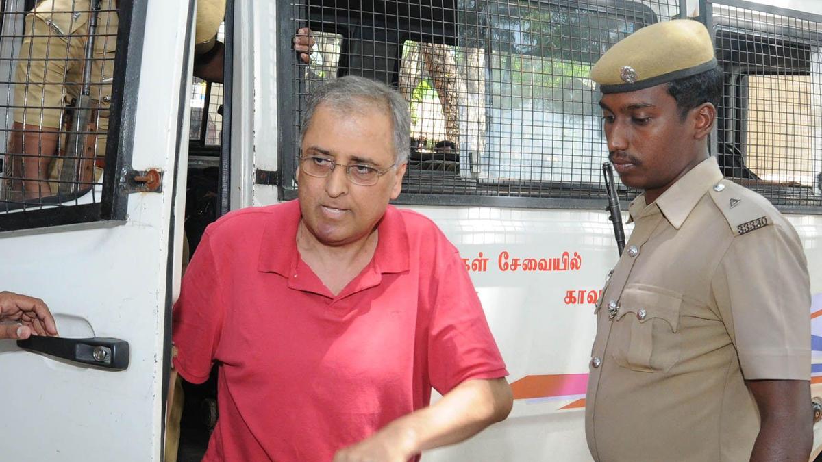 International antiques dealer Subash Kapoor, accused of idol thefts, to be handed over to Centre