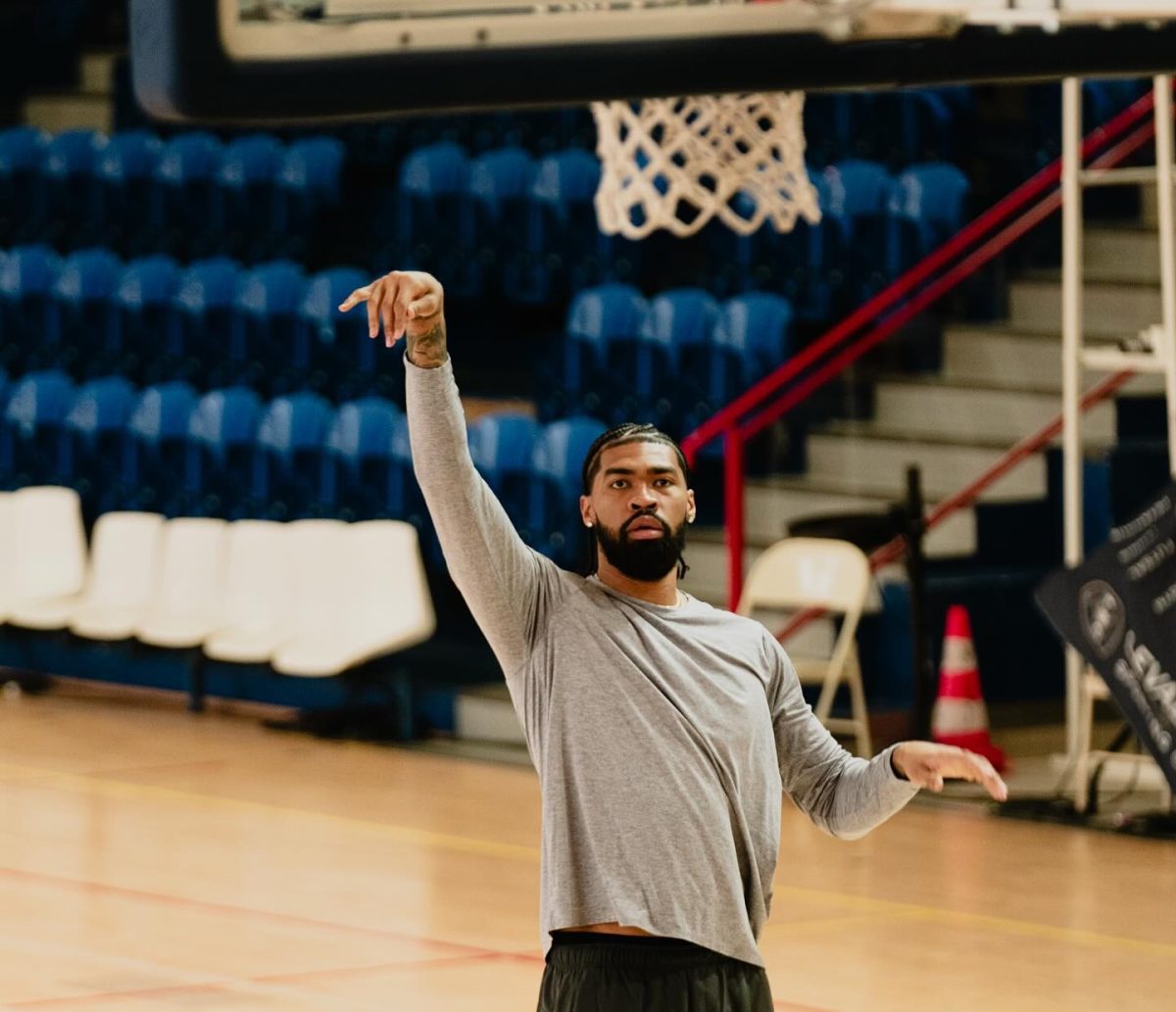 Jamaica College welcomes Richards back home