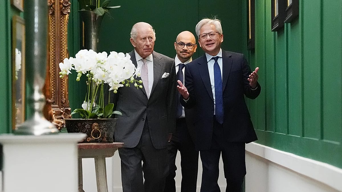 King Charles urges tech bosses to keep AI under human control