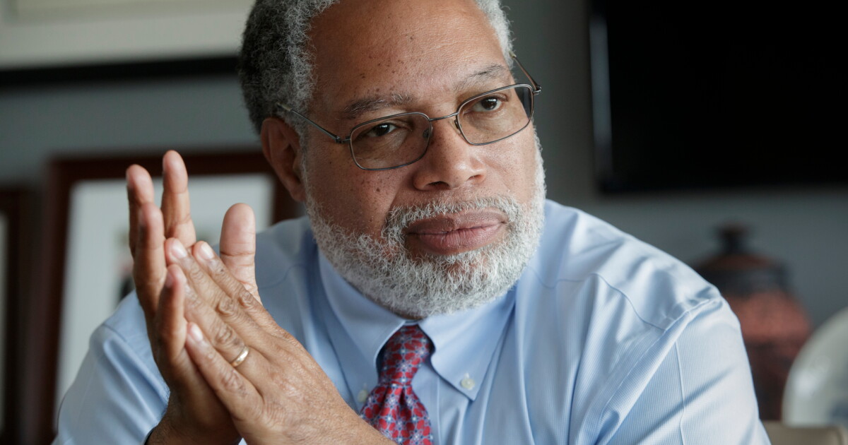 Lonnie Bunch retiring from Smithsonian following clash with Trump administration
