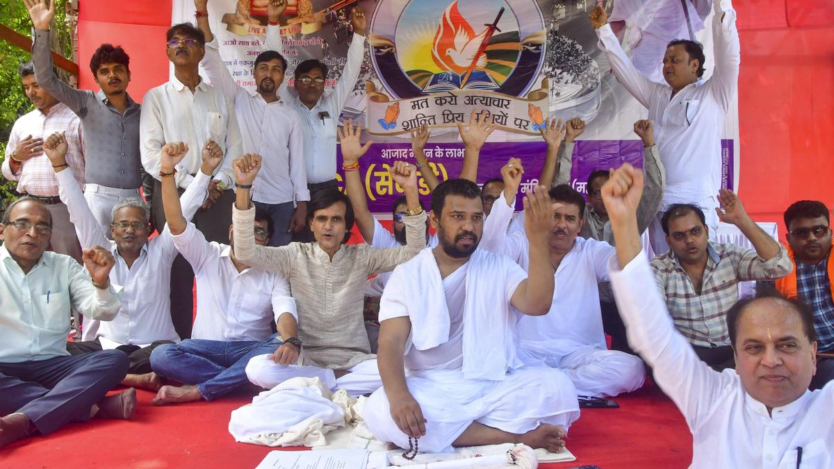 Mahayuti Minister Mangal Prabhat Lodha is suppressing voice of community members, alleges Jain Monk