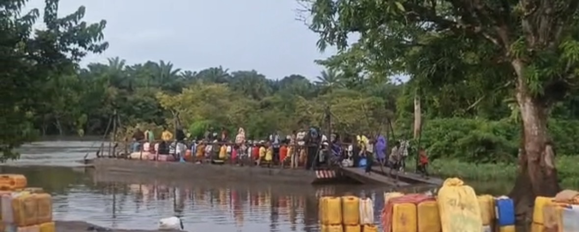 Many feared drowned as boat capsizes on Guinea-Sierra Leone river crossing