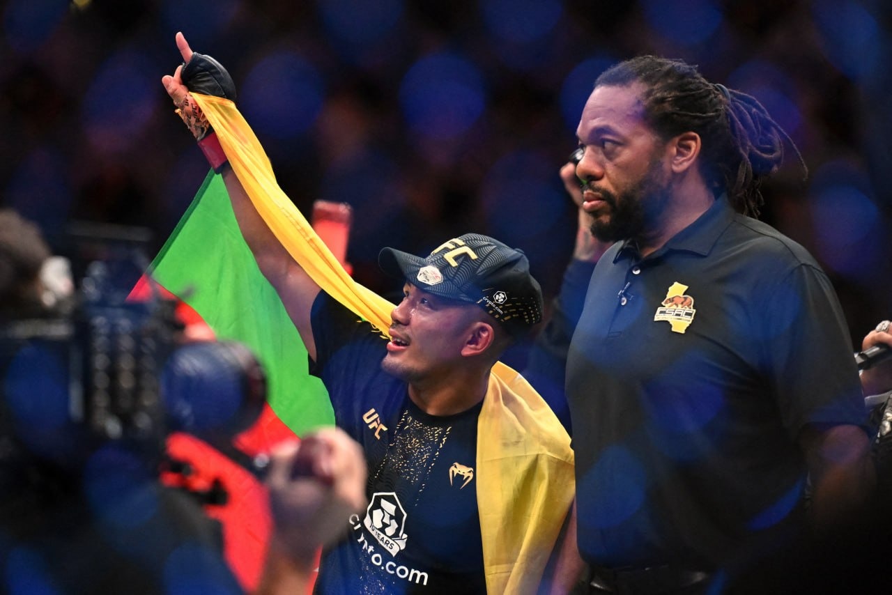 Myanmar’s Joshua Van defends UFC Flyweight title against Brazil’s Alexandre Pantoja