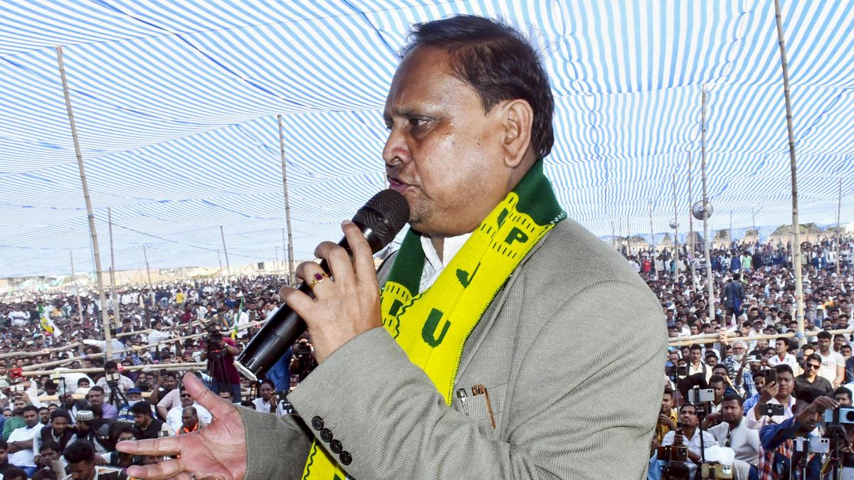 Opposition candidates raise allegations of intimidation during bypoll campaigning in West Bengal