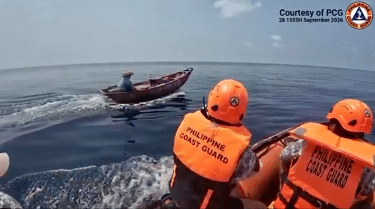 PCG drives away Chinese militia vessel, 24 boats near Kota Island