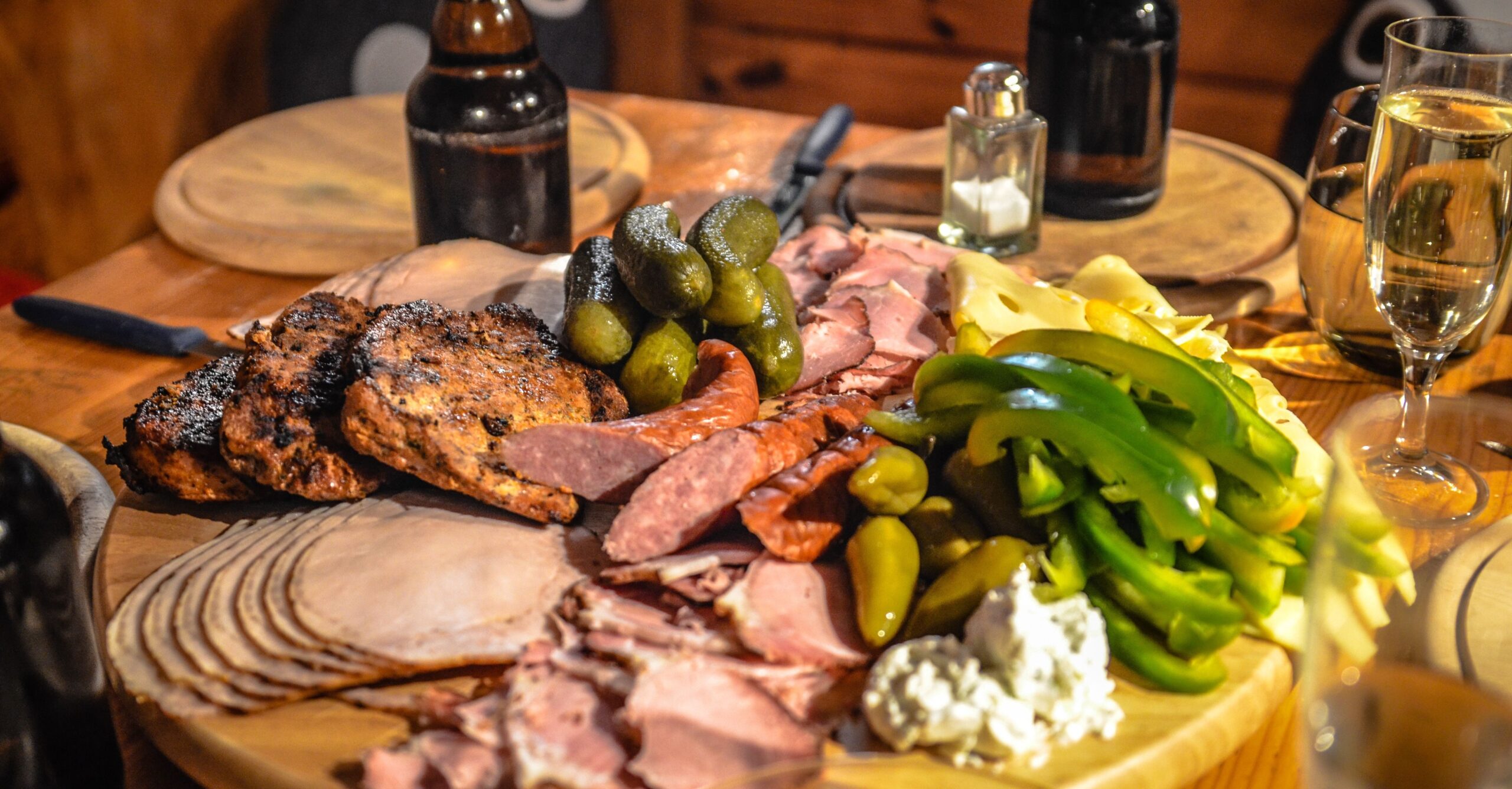 Poles eating more meat but drinking less alcohol