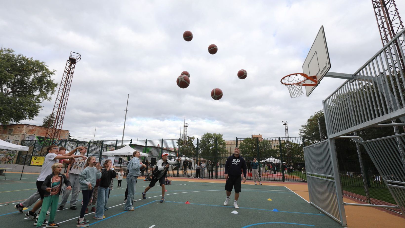 Prague 2 Opens New Sports Complex in Riegrovy Sady