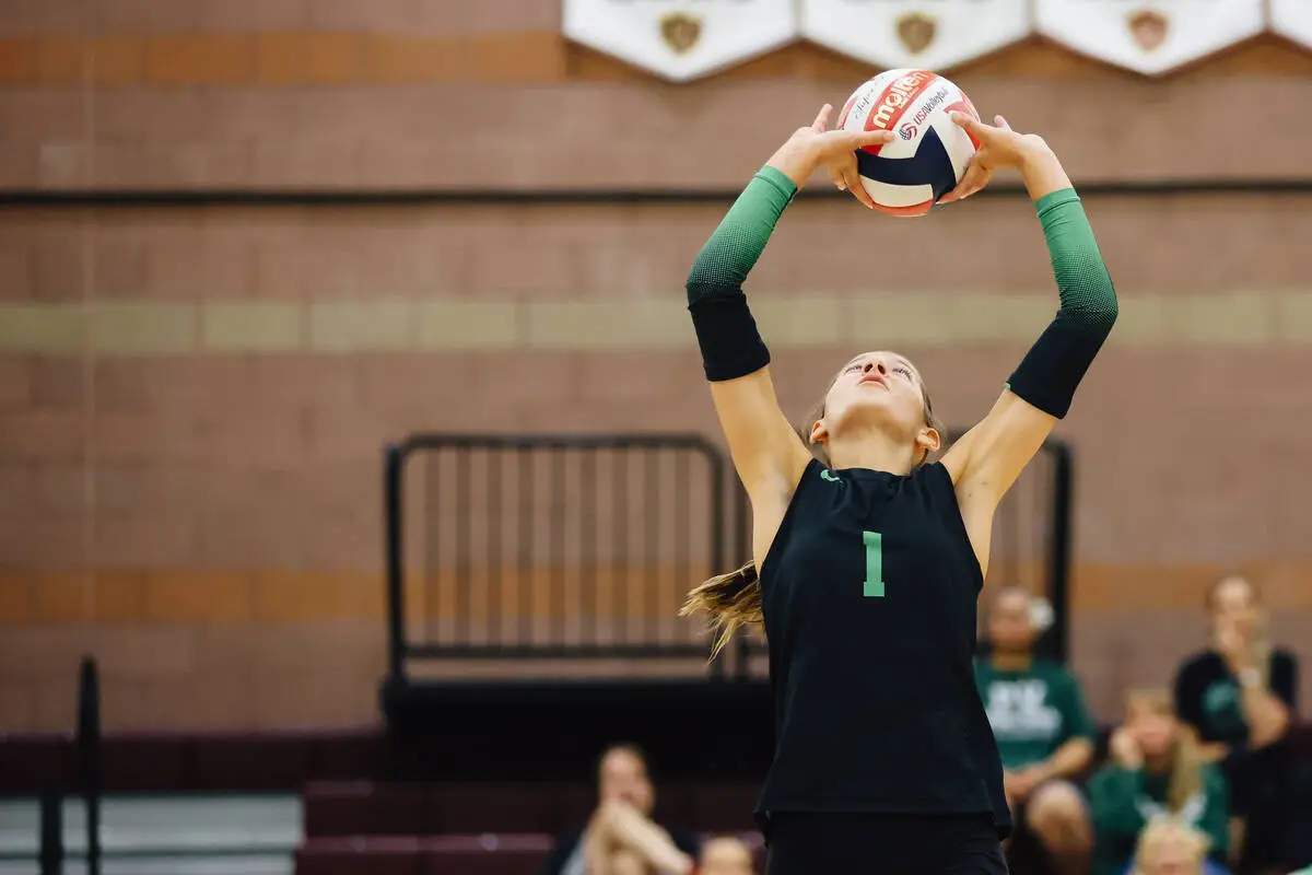 Palo Verde setter Reagan Cope (1) moves the ball during a high school volleyball game against F ...