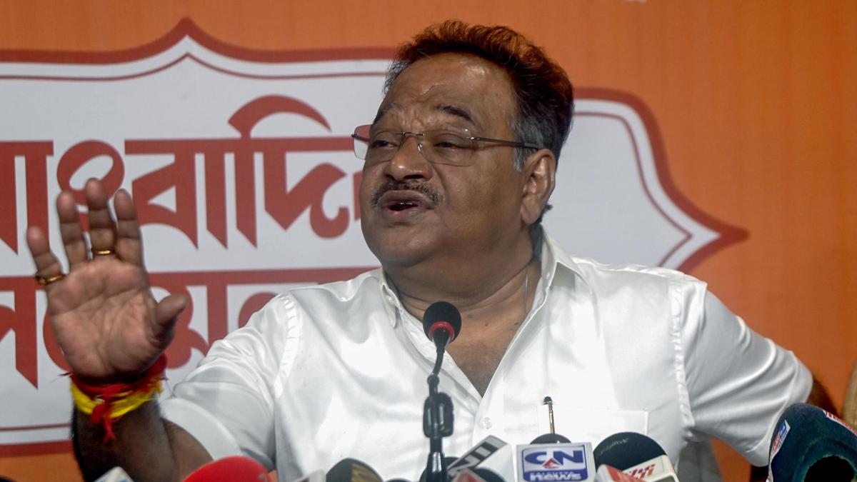 Rejecting Dhirendra Shastri’s advice, several BJP leaders say Bengalis will eat non-vegetarian food during Durga Puja
