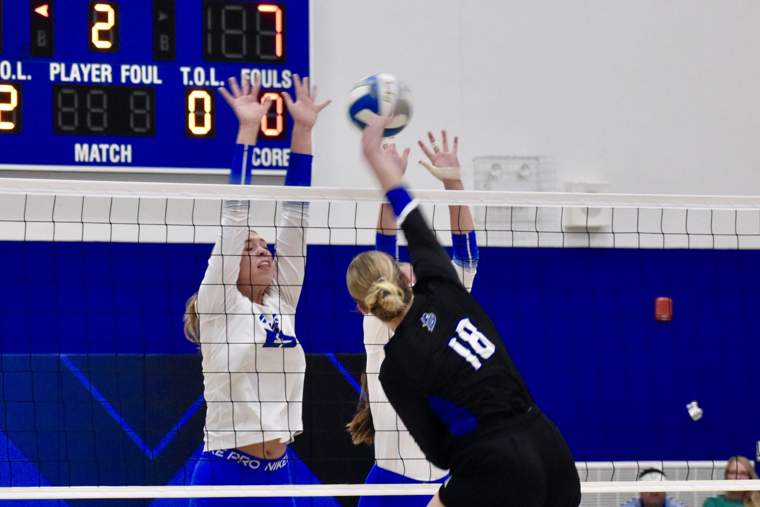 Royals volleyball sweeps ORCS for third straight win -