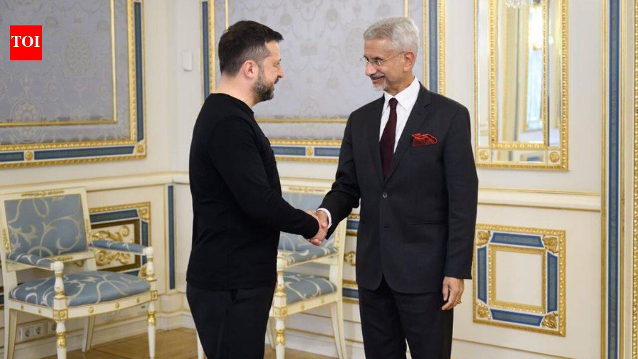 Russia-Ukraine Conflict: EAM Jaishankar meets Zelenskyy in Kyiv: Talks focus on bilateral cooperation, Russia-Ukraine conflict | India News