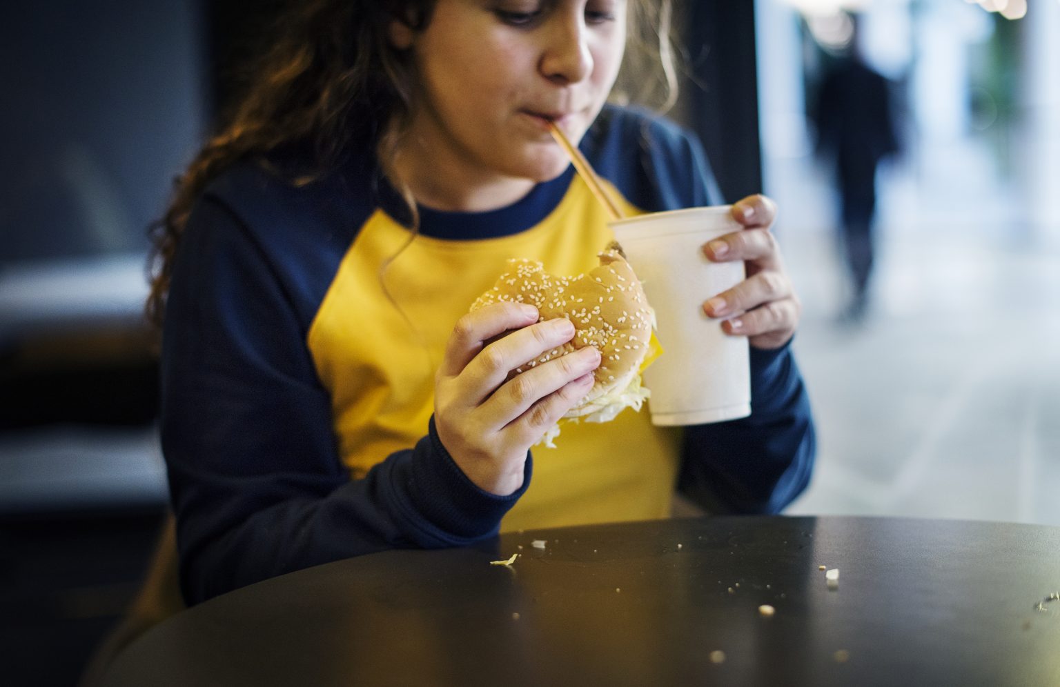 School in Stip bans mobile phones and unhealthy snacks