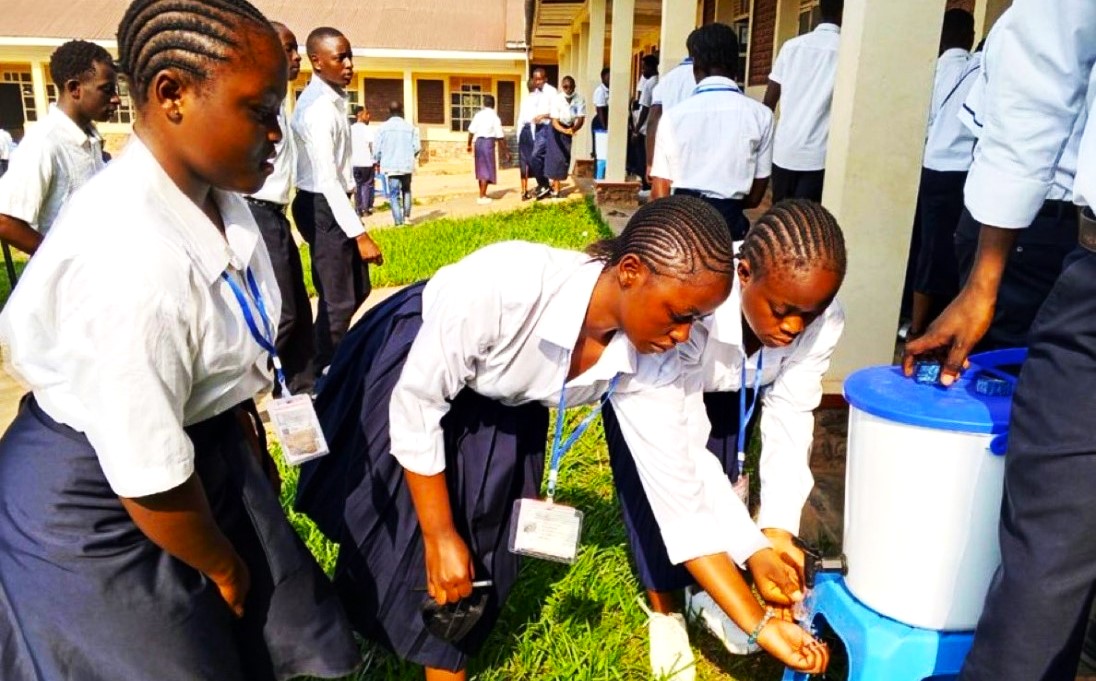 Schools open in DR Congo amid Ebola scare and bankrupt parents
