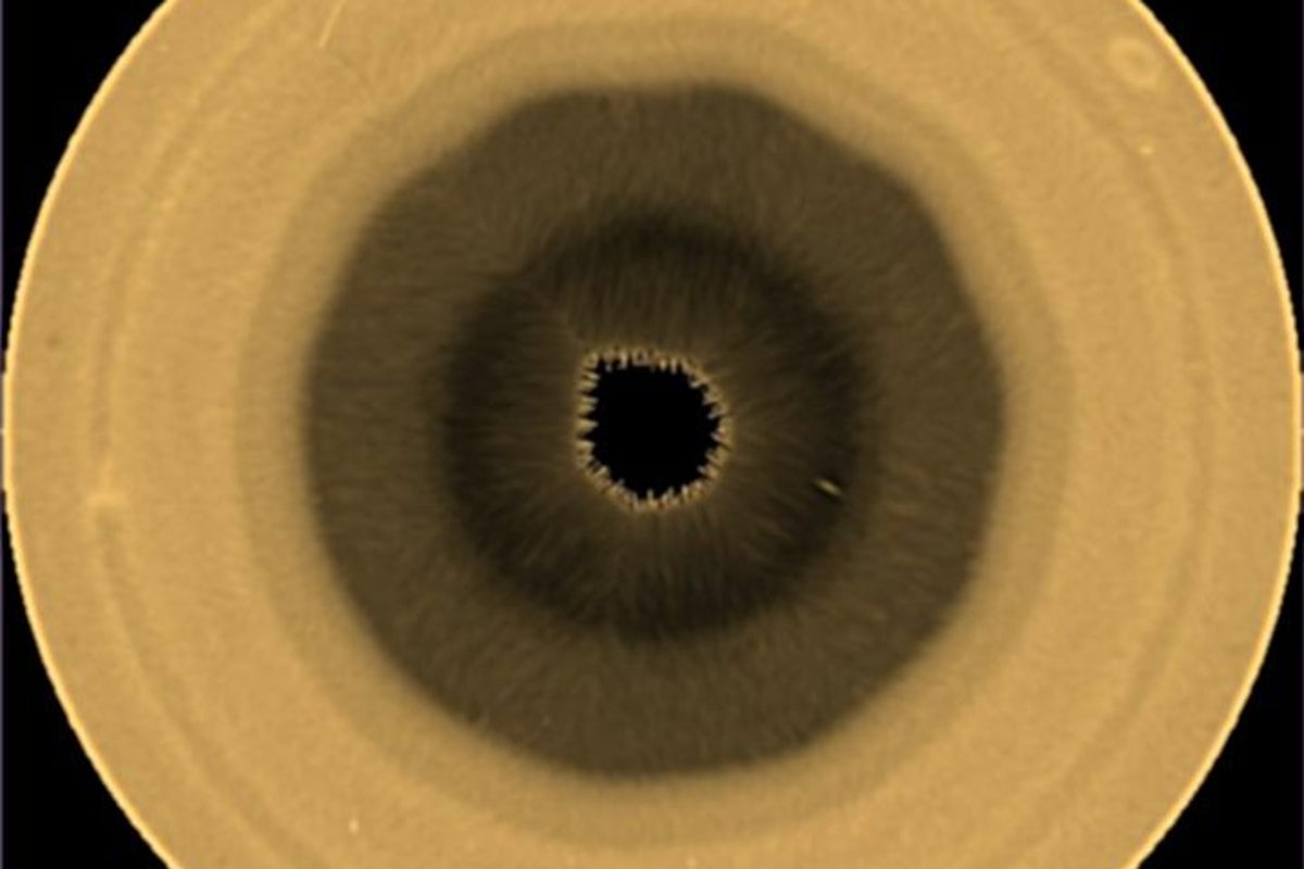 Scientists find a huge 10-sided wave pattern swirling in the clouds over Saturn's south pole
