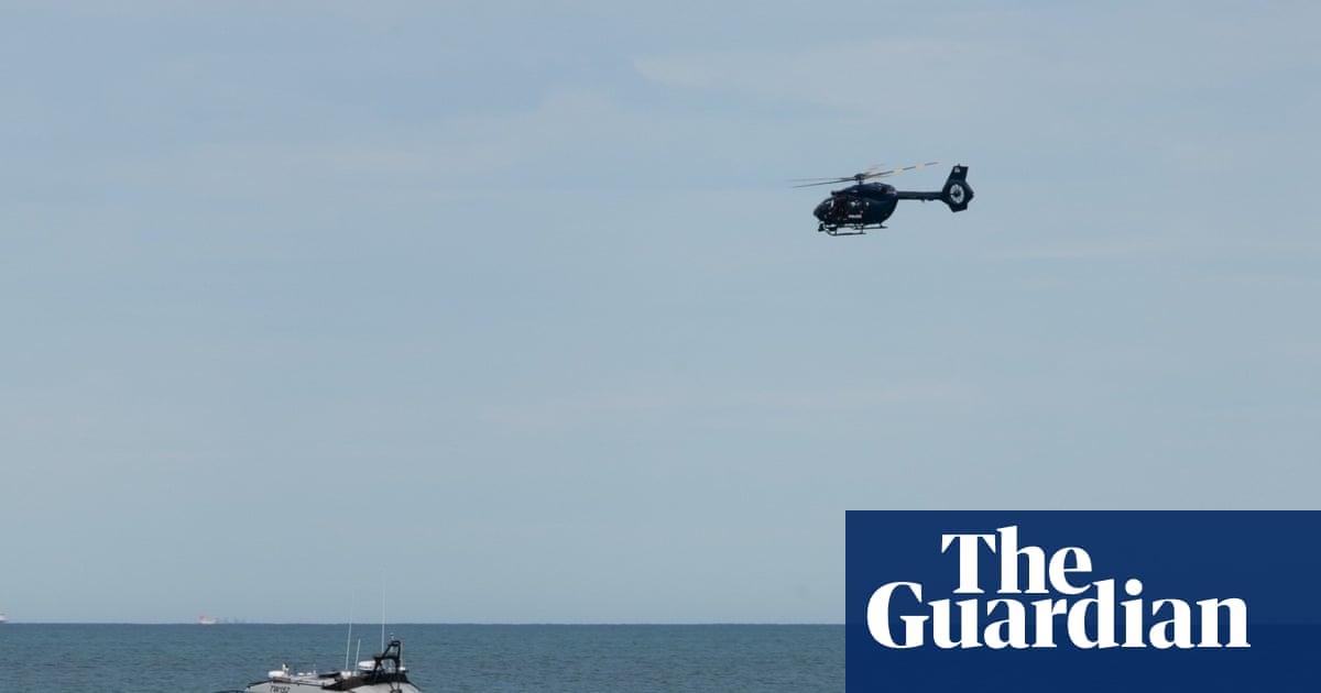 Shark catch-and-kill order issued after swimmer dies off popular Perth beach | Western Australia