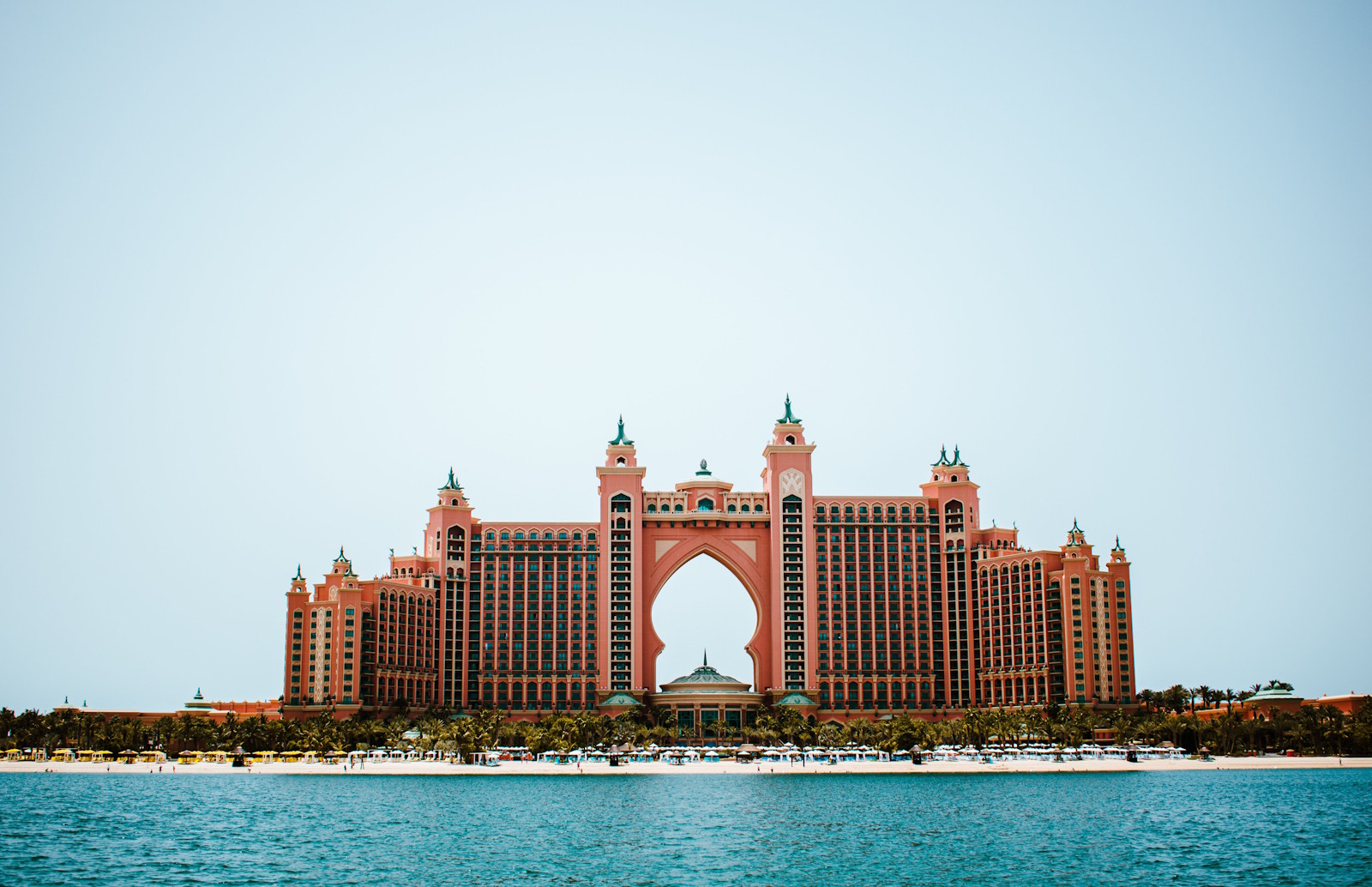 Sharp rise in outsourcing by UAE hotels says FM expert