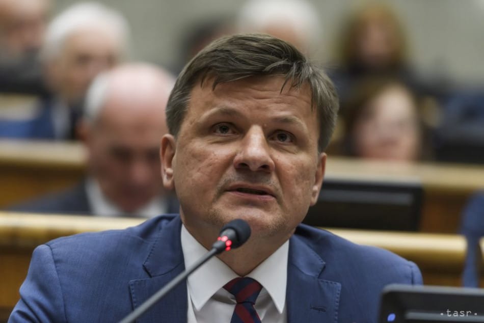 Signing of Anti-fraud Memorandum Embarrassing Farce