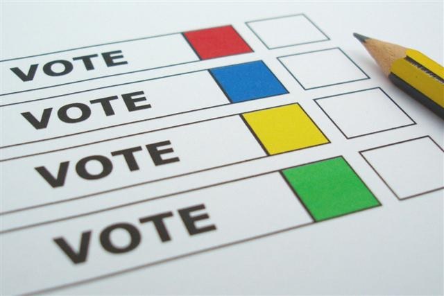 Students invite citizens to hand in signatures together to the SECSerbian Monitor