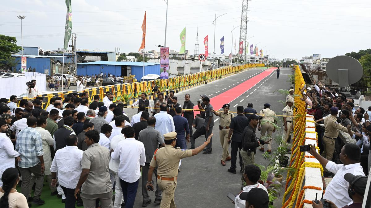 Telangana CM inaugurates 400-metre-wide bridge connecting Moosarambagh and Amberpet