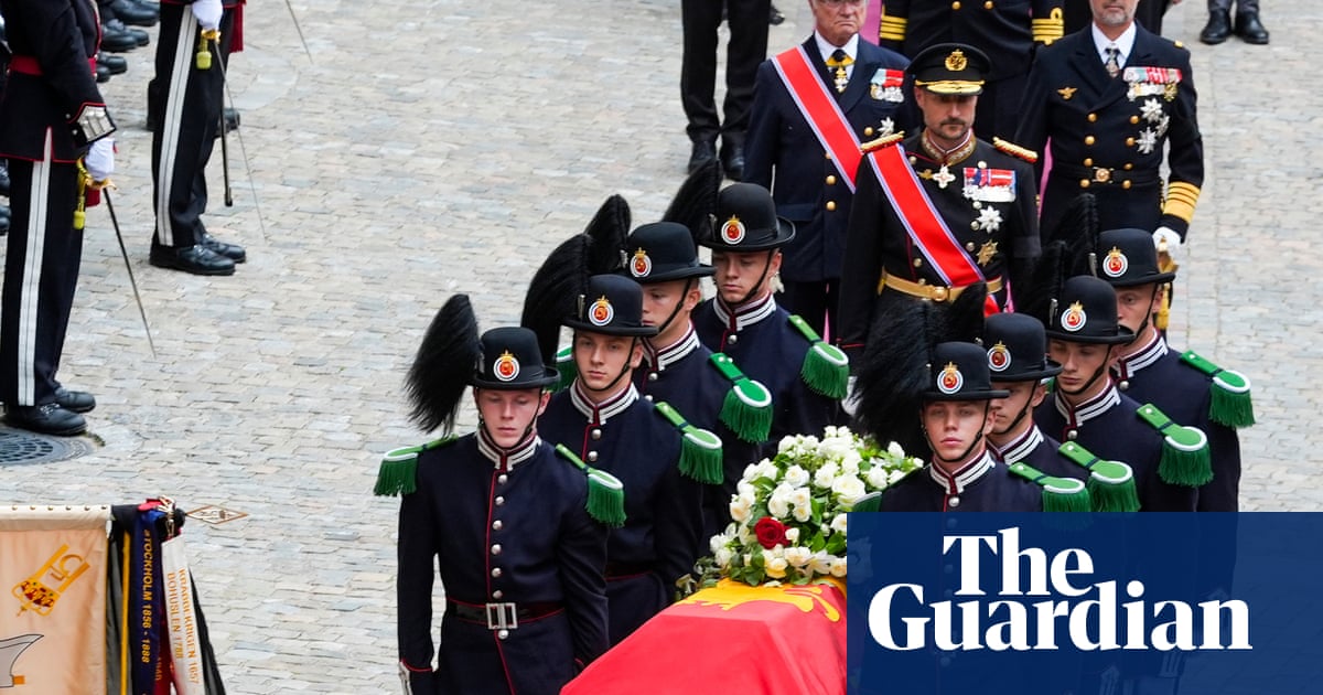 Tens of thousands line the streets as Norway bids farewell to King Harald V | Norway