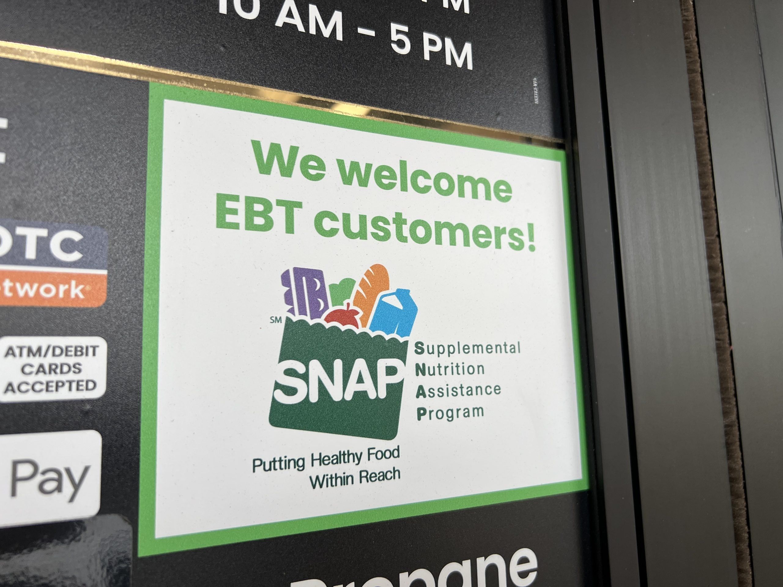 Thousands of Hoosiers removed from food assistance in past year - Indianapolis News | Indiana Weather | Indiana Traffic
