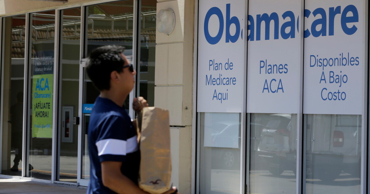 Trump announces $500 refunds for nearly 1 million 'Obamacare' enrollees