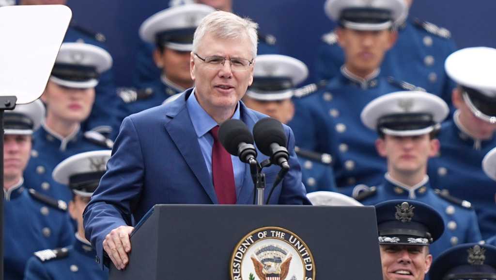 US acknowledges for the first time that it has deployed weapons in space