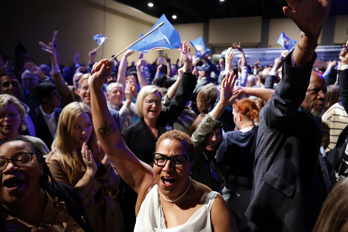Why Democrats’ blue wave might not be as big as expected