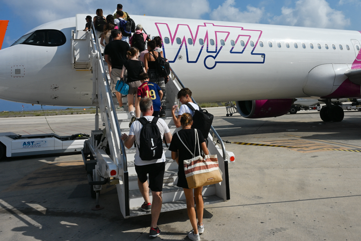 Wizz Air cuts capacity forecast despite a stronger-than-expected summer
