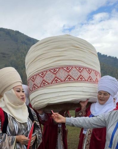 World Nomad Games: Elechek procession held in Kyrchyn Gorge -