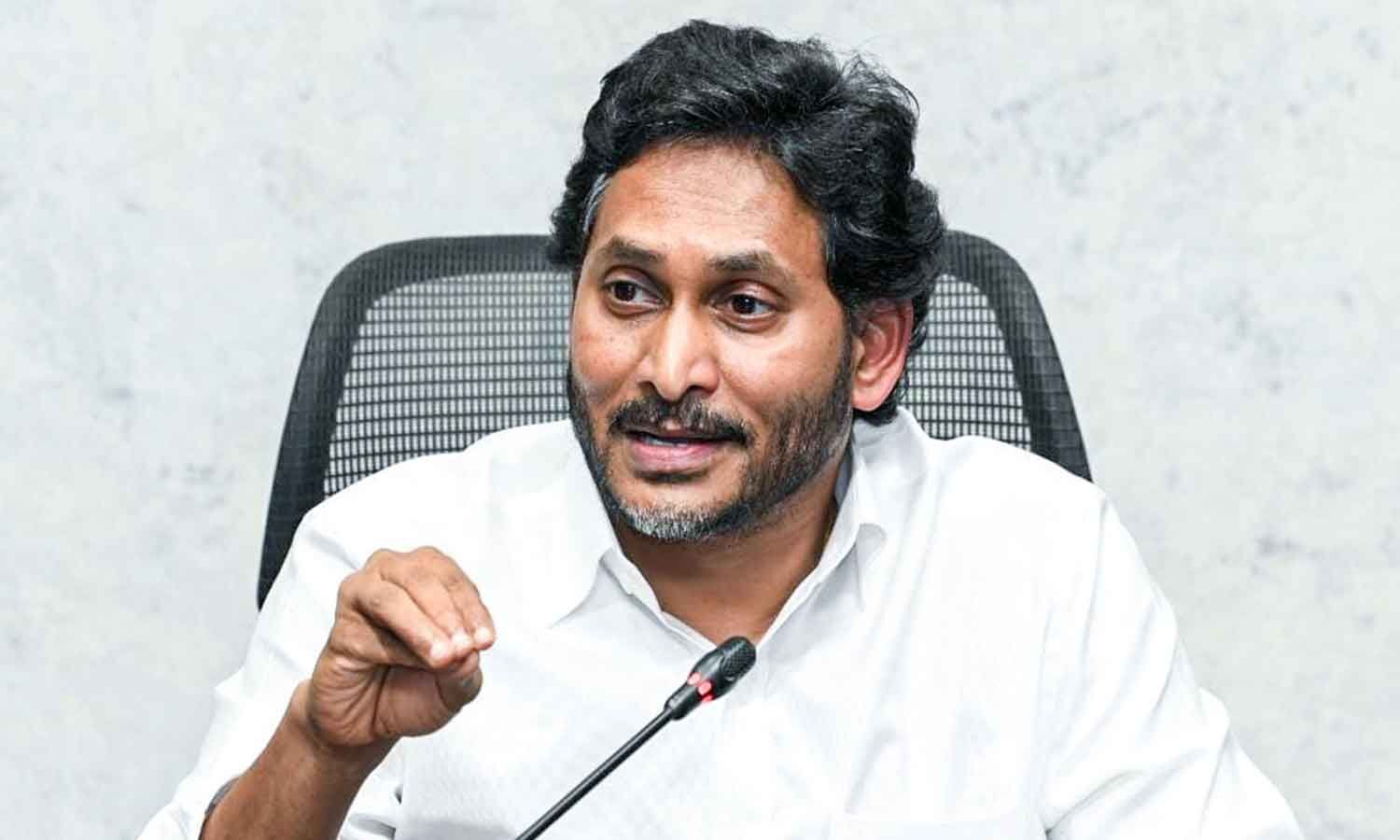 YS Jagan announces he would do padayatra, says will commence in Sept 2027