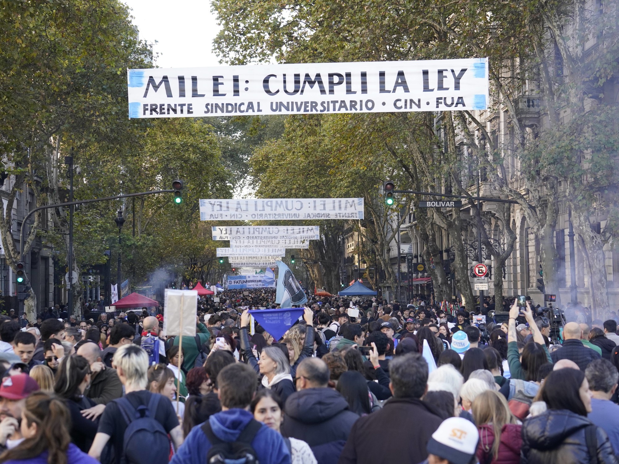 aunque fracasa la paritaria, el juez mantiene la cautelar a favor de la Ley de Fondos e intima al Gobierno