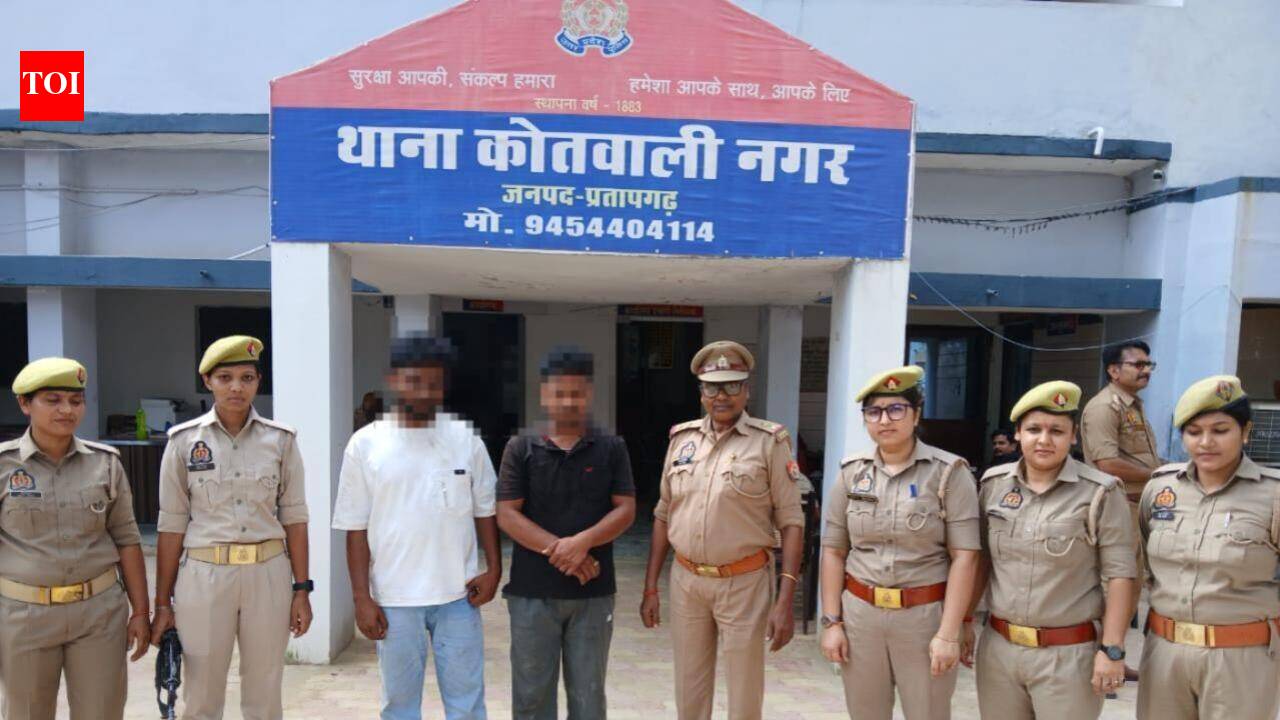 2 eve-teasers paraded for 1 km in Pratapgarh, video goes viral | Prayagraj News