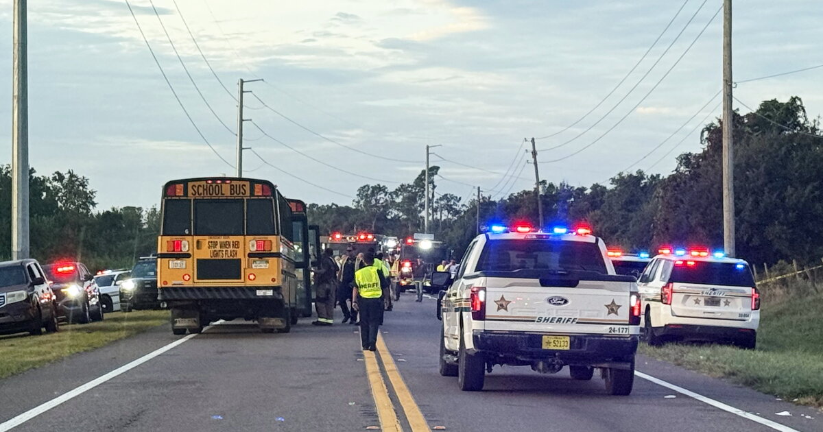 2 killed, including student, in Florida school bus crash, sheriff says
