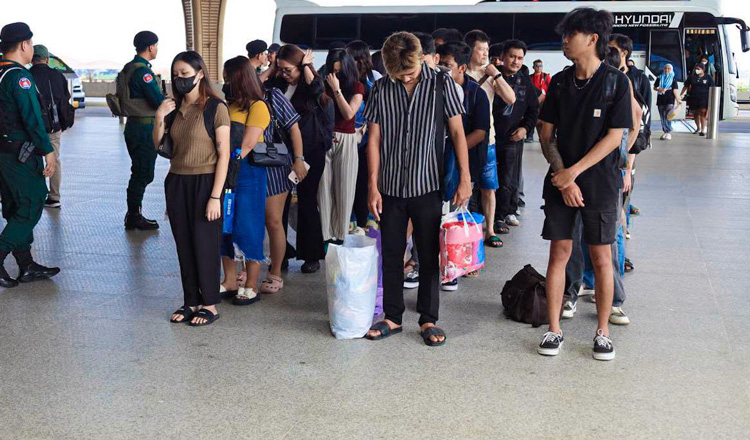 721 foreigners from 20 nationalities deported in 10 days