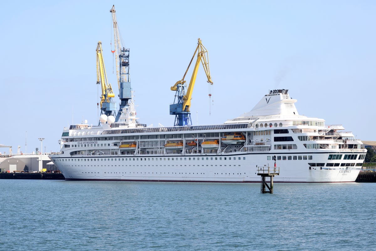 A US cruise ship ends a global voyage in Asia due to fuel costs and 200 passengers lose their homes