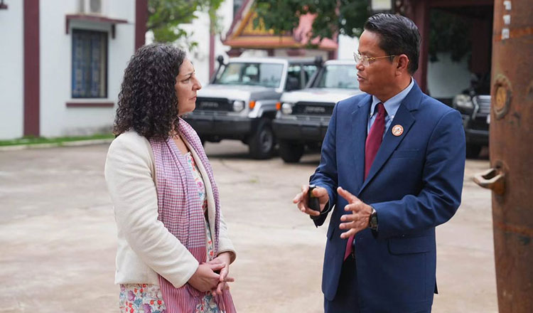CMAC, US officials discuss mine clearance cooperation (VIDEO)