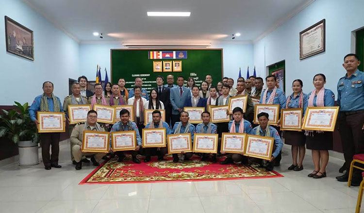 Cambodia, Regional Partners Close Workshop on Explosive Ordnance Risk Education