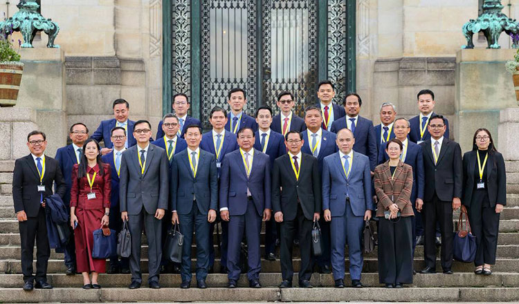 Cambodia and Thailand take steps to ease maritime tensions at Hague talks