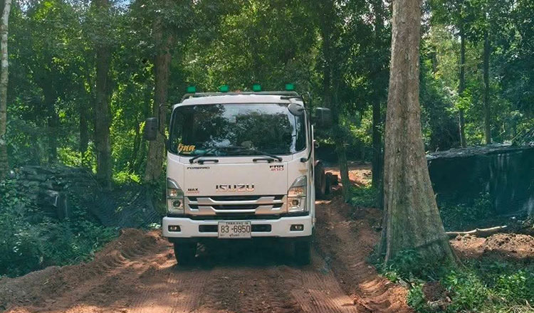 Cambodia protests Thailand border road construction and temple claims