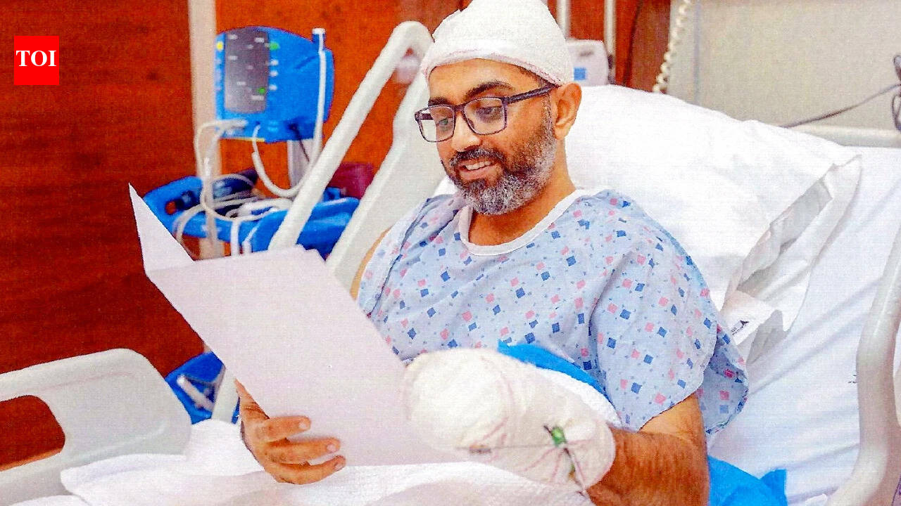 'Can't die like this': Indian pilot Smit Machchhar recalls flydubai flight ordeal | India News
