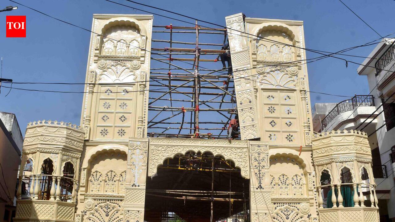 City’s century-old Durga Puja gets a regal Amer Fort makeover | Prayagraj News