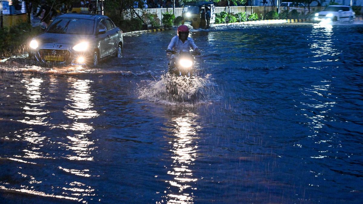 Cyclone Arnab 'practically stationary,' landfall process to continue for 2-3 hours, says IMD | LIVE